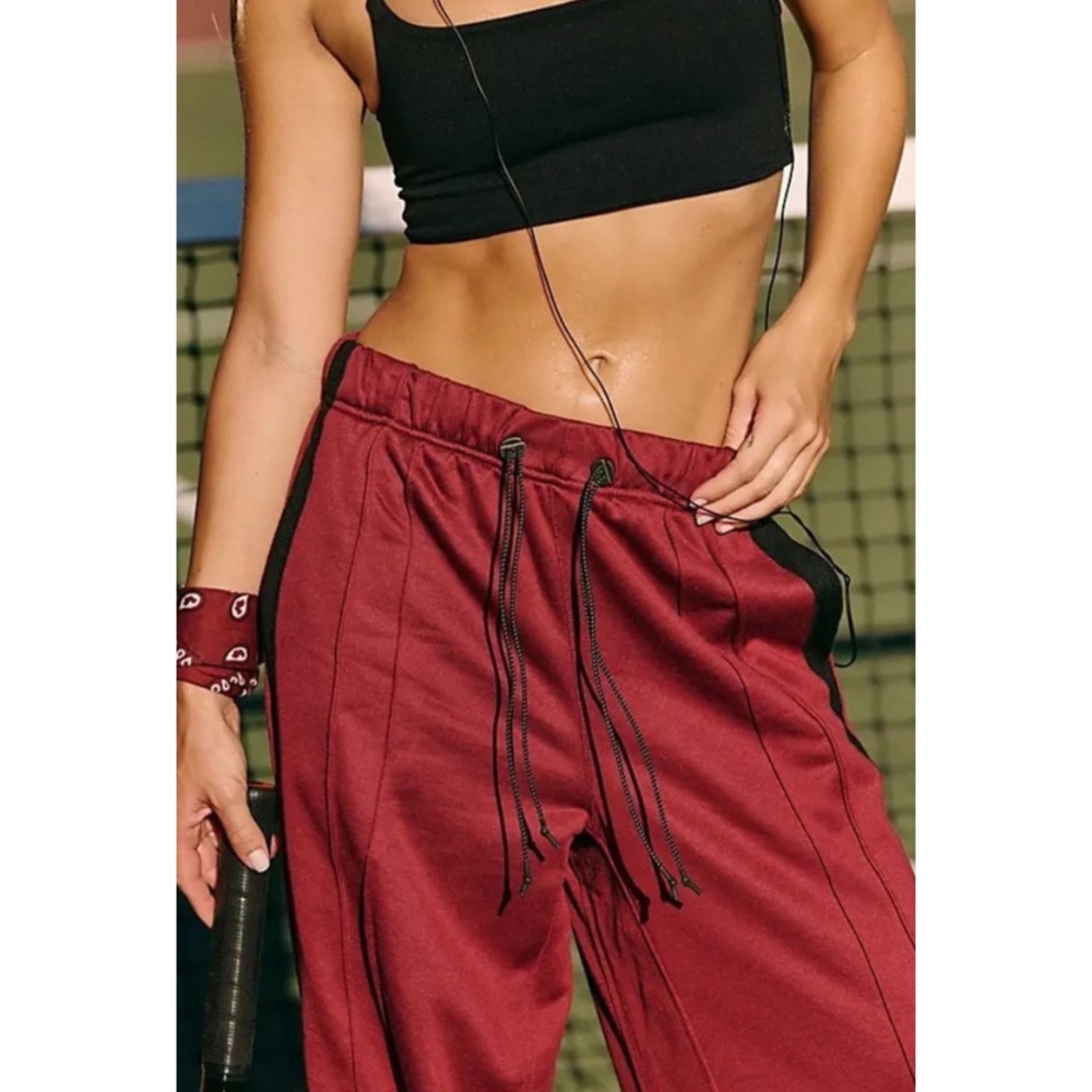NWT Free People Fineline Sweat Pants Sour Cherry S - Picture 4 of 6
